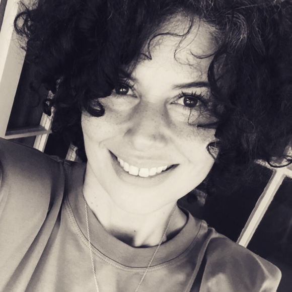 Meet your Posher, Marta - Picture 1 of 1